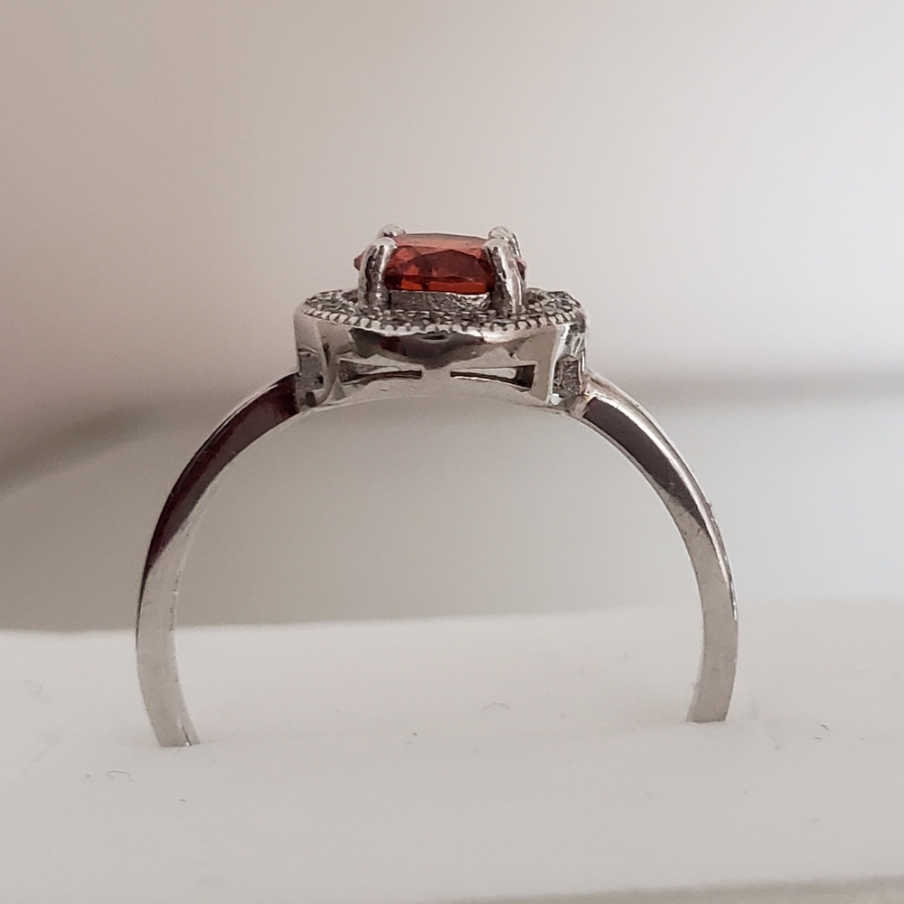 Silver Garnet Ring π§‘π - Picture 6 of 7